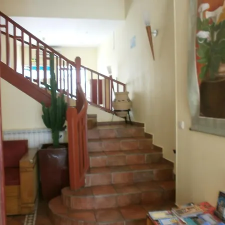 Little Palace 2*